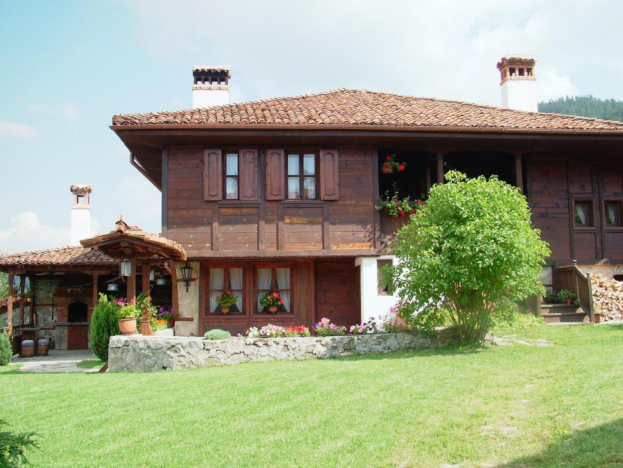 Hadji Neikovi Guest Houses Koprivshtitsa Esterno foto