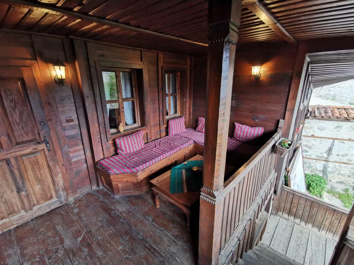 Hadji Neikovi Guest Houses Koprivshtitsa Esterno foto