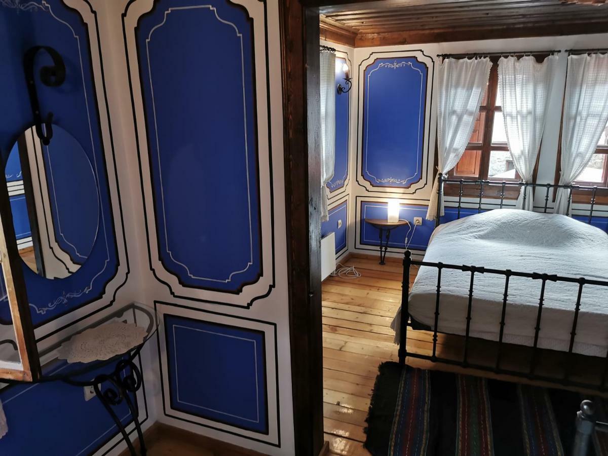 Hadji Neikovi Guest Houses Koprivshtitsa Esterno foto