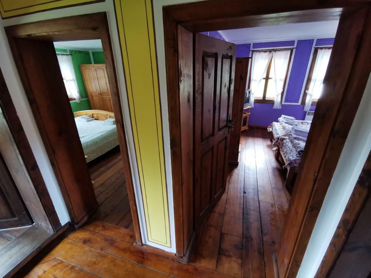Hadji Neikovi Guest Houses Koprivshtitsa Esterno foto