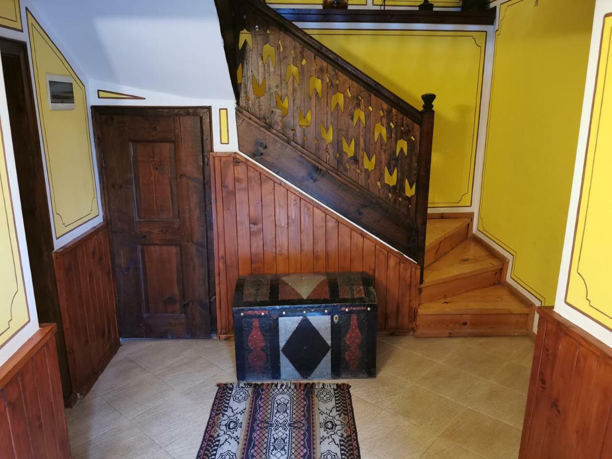 Hadji Neikovi Guest Houses Koprivshtitsa Esterno foto