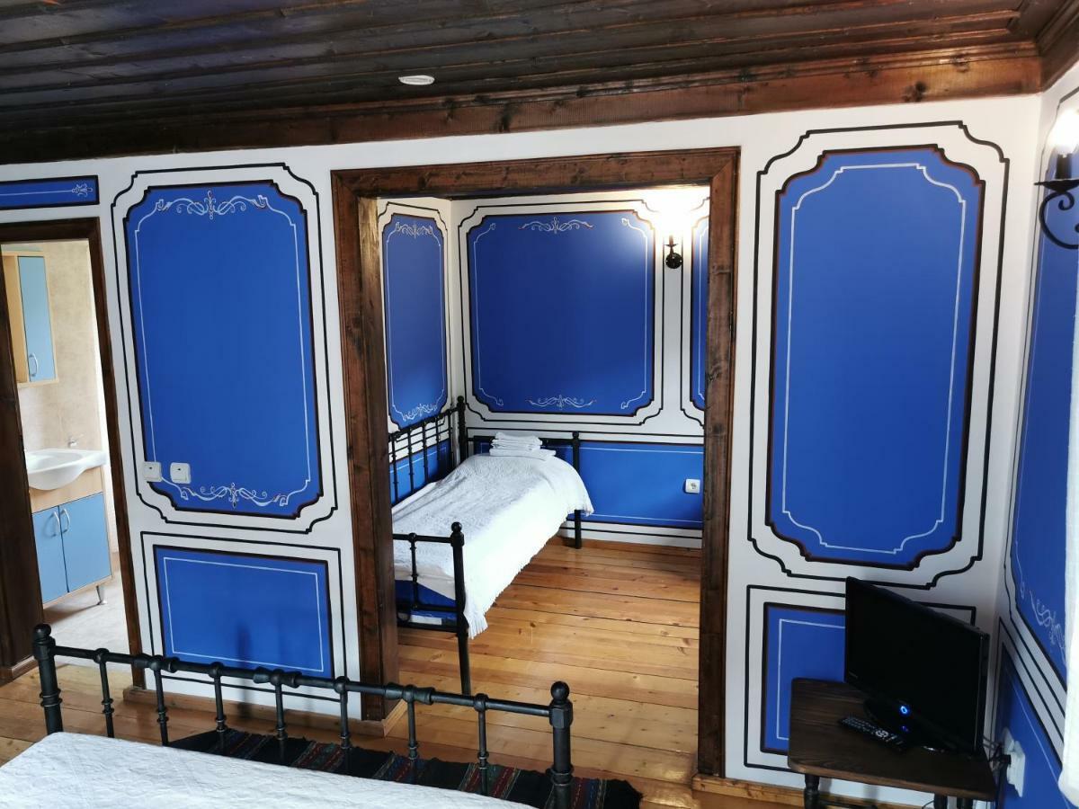 Hadji Neikovi Guest Houses Koprivshtitsa Esterno foto