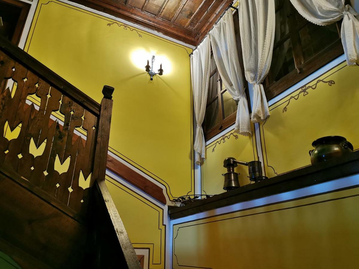 Hadji Neikovi Guest Houses Koprivshtitsa Esterno foto