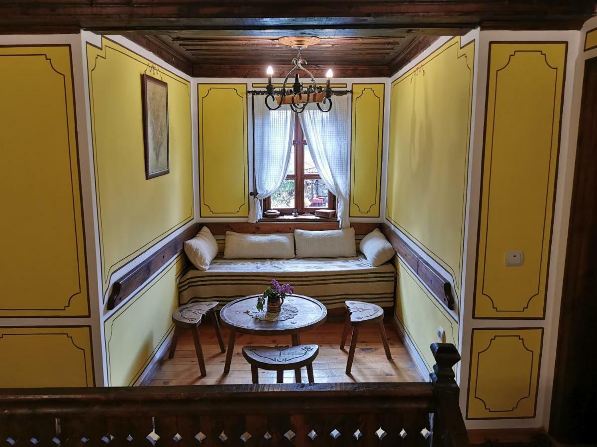 Hadji Neikovi Guest Houses Koprivshtitsa Esterno foto